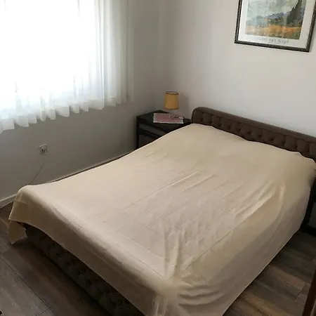 Paula Apartament Splitska